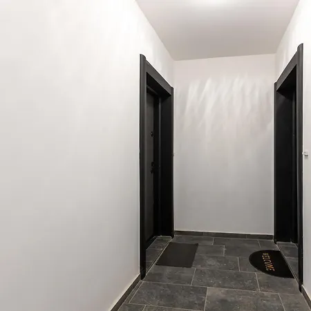Apartment Modern For 4 - Kabakum 600m